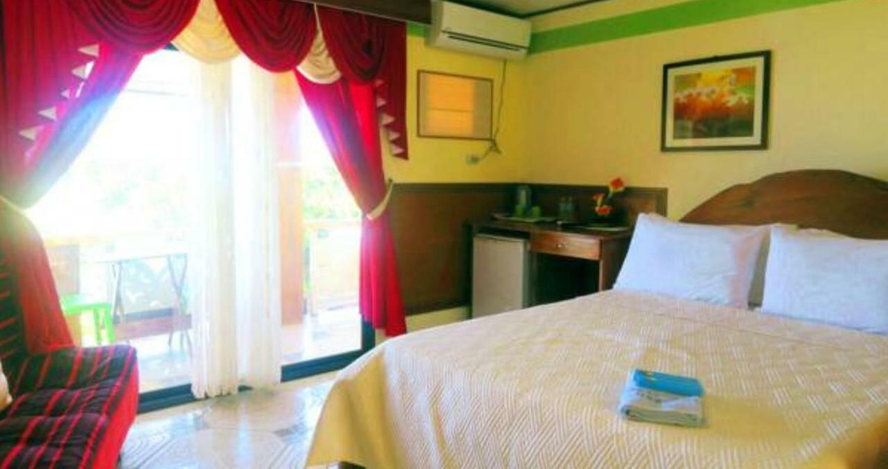 Four Seasons Seaview Hotel El Nido Luaran gambar